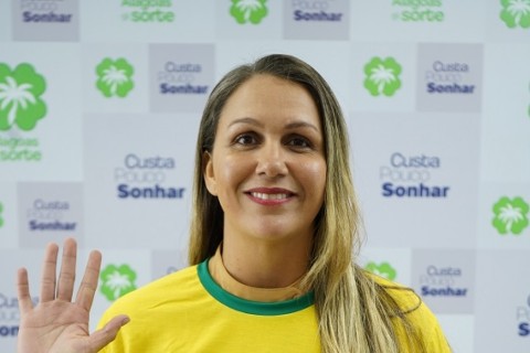 LEILANE MACENA DA SILVA GANHOU O PRIMEIRO PRÊMIO!